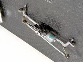 Moteur essuie glace avant