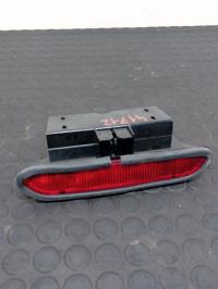 Feu arriere stop central