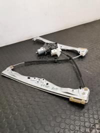 Leve vitre electrique avant droit