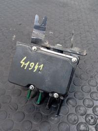 Bloc ABS (freins anti-blocage)