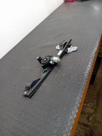 Leve vitre electrique avant droit
