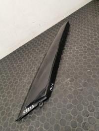 Baguette de porte avant gauche