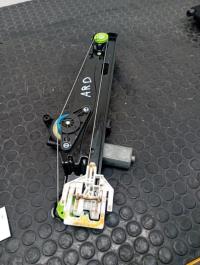 Leve vitre electrique arriere droit
