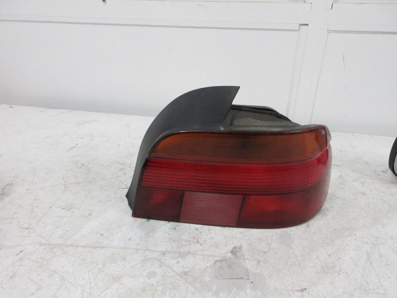 Fanale posteriore principale destro (luci)