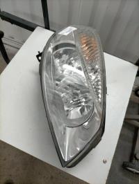 Gruppo ottico anteriore principale destro (luci)(faro)