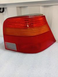 Fanale posteriore principale destro (luci)