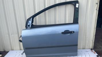 Porte avant gauche