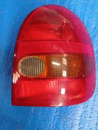 Fanale posteriore principale destro (luci)