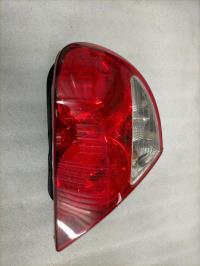 Fanale posteriore principale sinistro (luci)