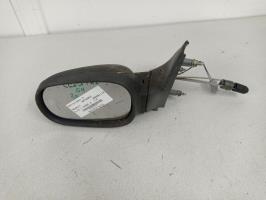 Retrovisor izquierdo