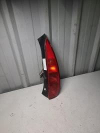 Fanale posteriore principale sinistro (luci)