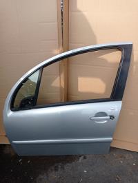 Porte avant gauche
