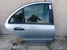 Puerta trasera derecha