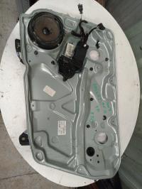 Leve vitre electrique avant droit