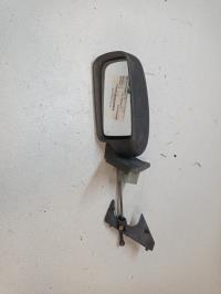 Retrovisor izquierdo