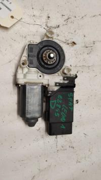 Moteur leve vitre avant droit