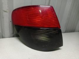 Fanale posteriore principale sinistro (luci)