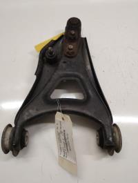 Triangle inferieur avant droit
