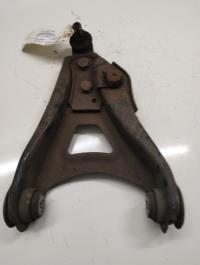 Triangle inferieur avant droit