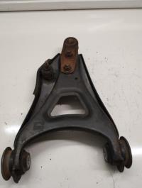 Triangle inferieur avant droit