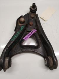 Triangle inferieur avant droit
