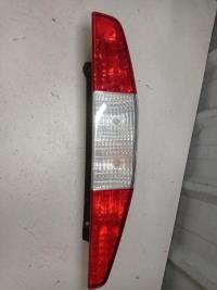 Fanale posteriore principale sinistro (luci)