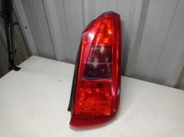 Fanale posteriore principale destro (luci)