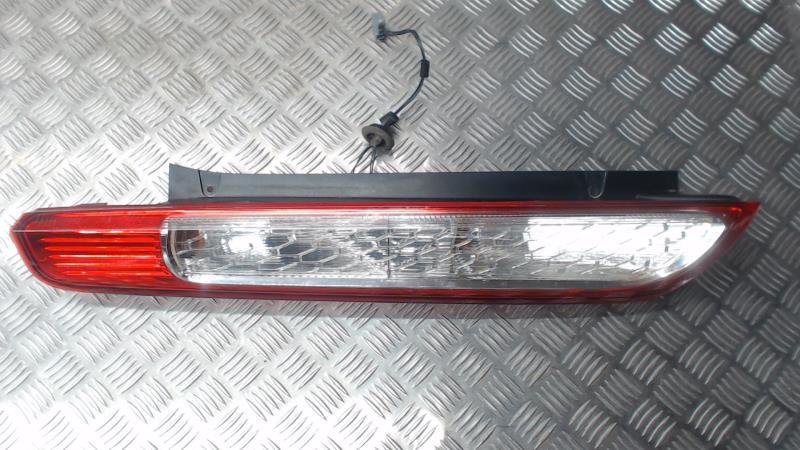 Fanale posteriore principale sinistro (luci)