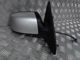 Retrovisor derecho