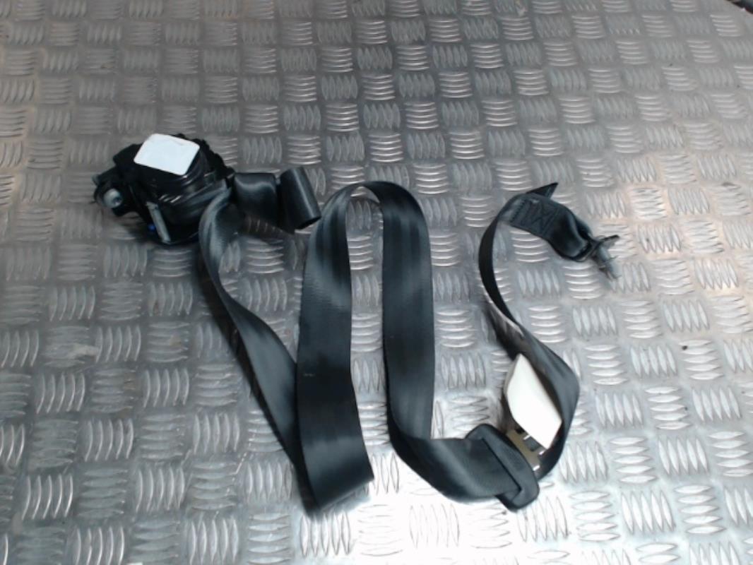 Ceinture arriere droit