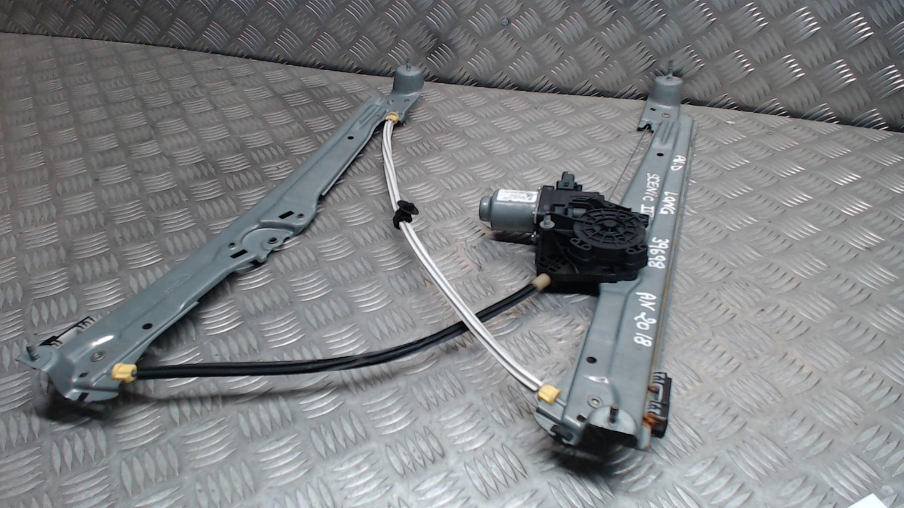 Leve vitre electrique avant droit
