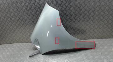 Parafango anteriore destro