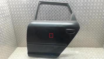 Puerta trasera izquierda