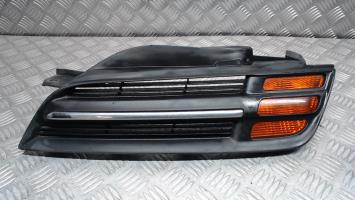 Grille de calandre gauche