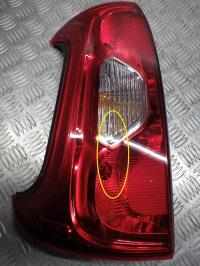 Fanale posteriore principale sinistro (luci)
