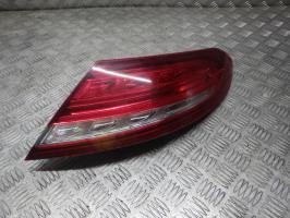 Fanale posteriore principale destro (luci)