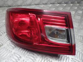 Fanale posteriore principale sinistro (luci)
