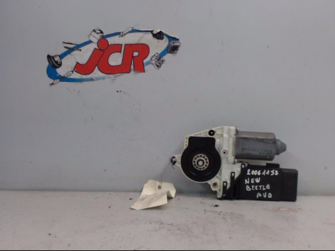 Moteur leve vitre avant droit