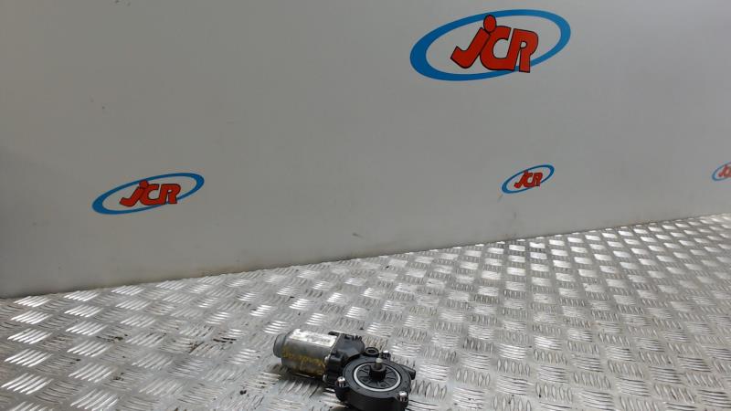 Moteur leve vitre avant gauche
