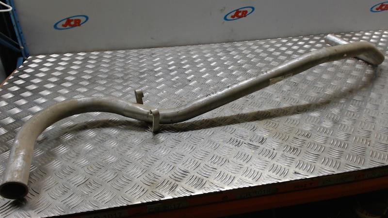 Tube intermediaire (echappement)