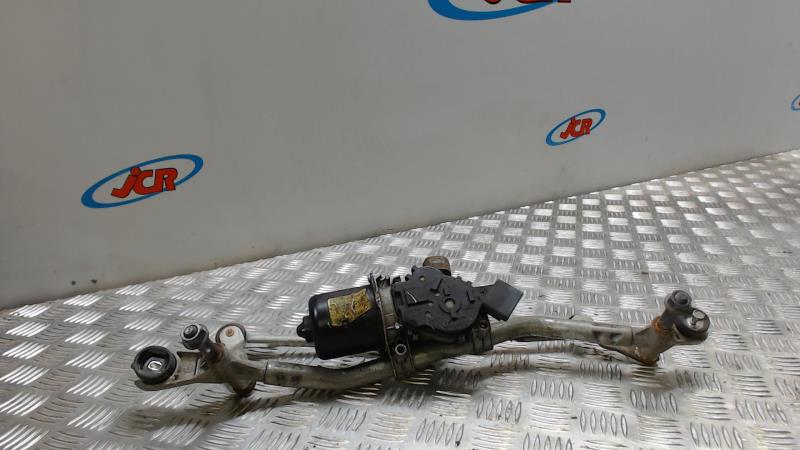Moteur essuie glace avant