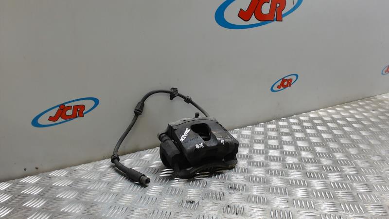 Etrier avant gauche (freinage)