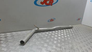 Tube intermediaire (echappement)