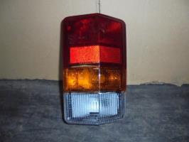 Feu arriere principal droit (feux)