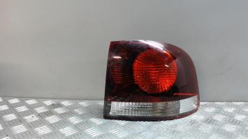 Feu arriere principal droit (feux)