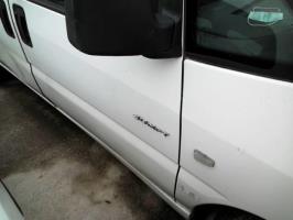 Porte avant droit