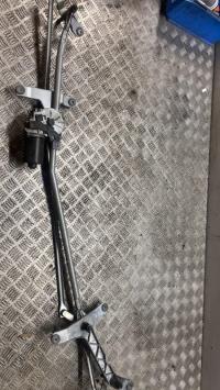 Moteur essuie glace avant