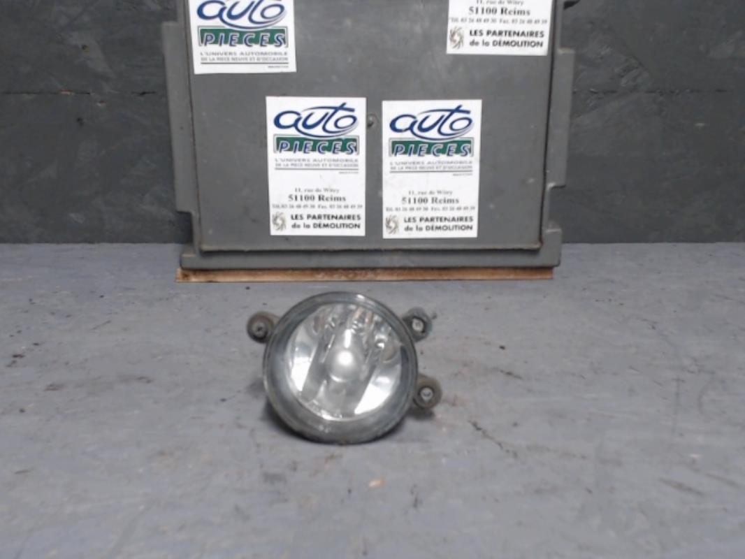 Anti brouillard gauche (feux)