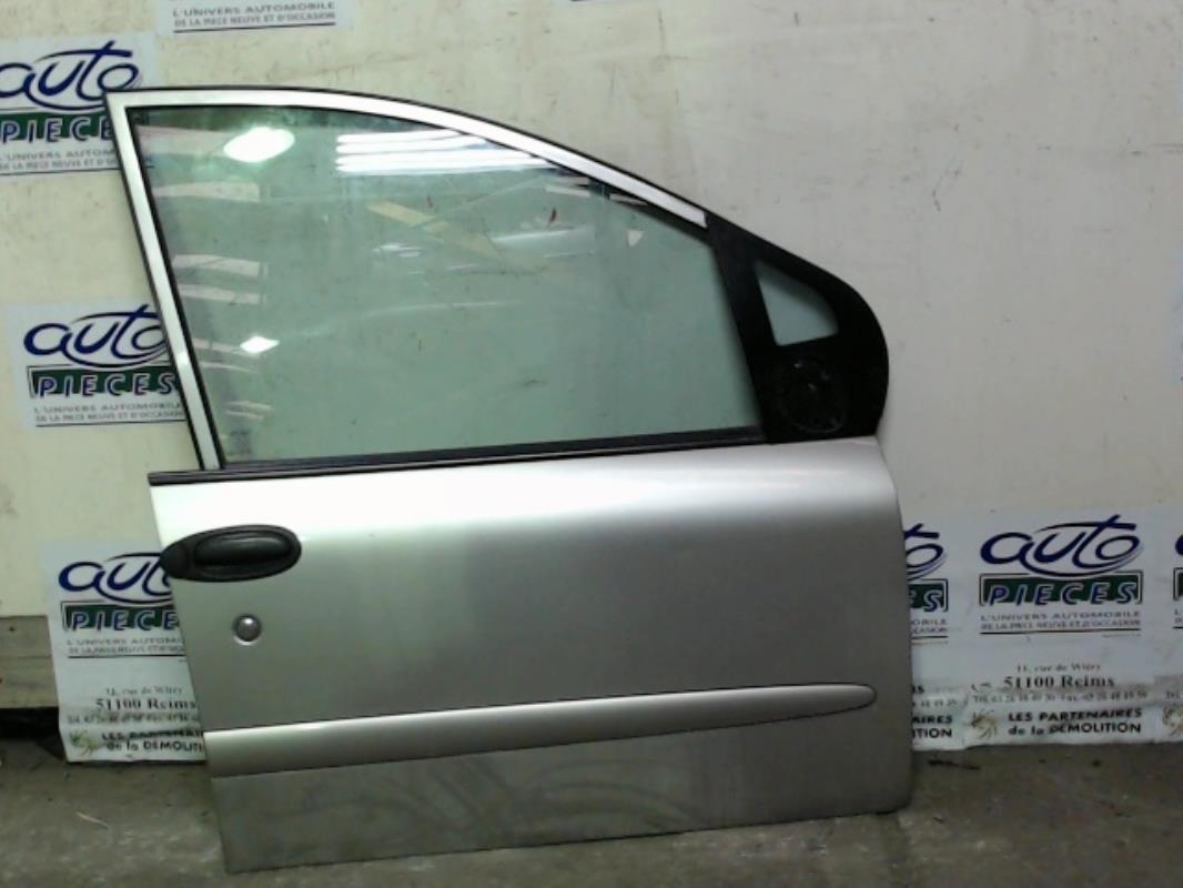 Porte avant droit