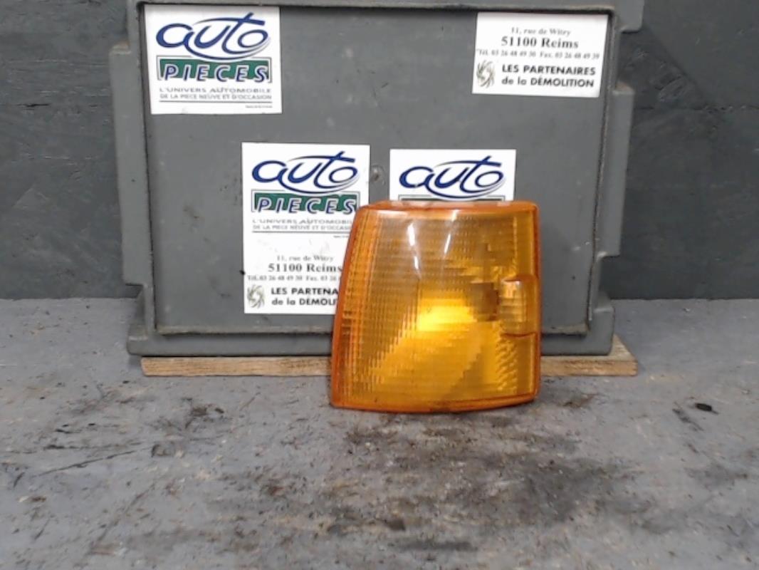 Optique avant secondaire gauche (feux)(clignotant)